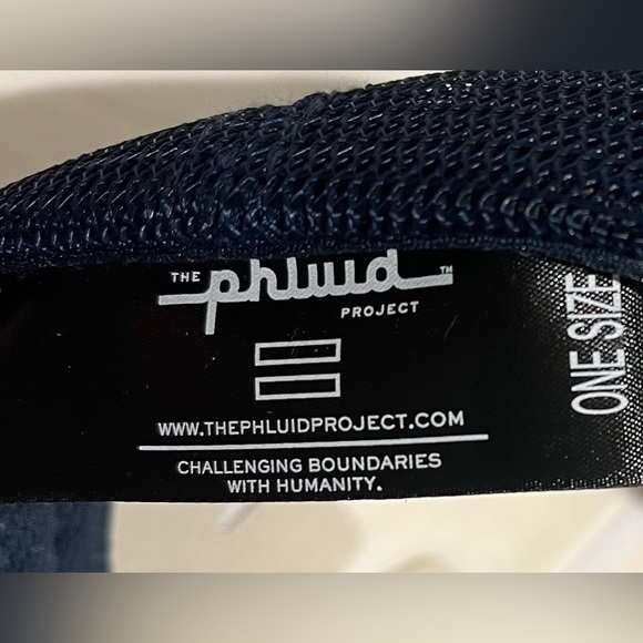 Pride ‘Ribbon’ Snapback Mesh Cap - Picture 6 of 8